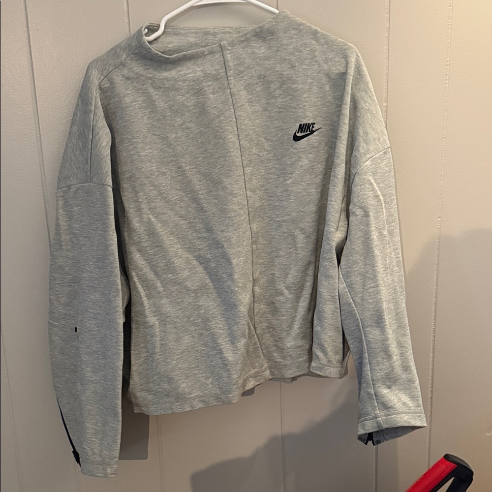Nike Heather Gray Pullover